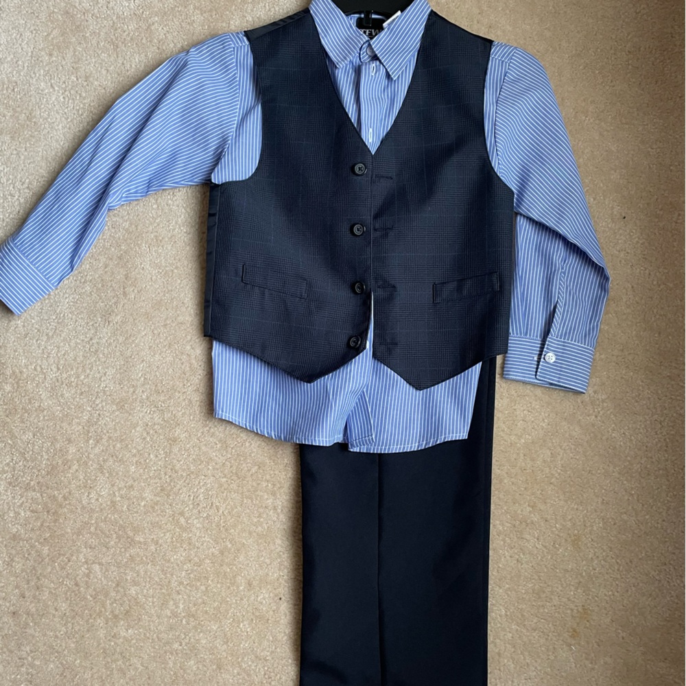 Three piece boys suit set.